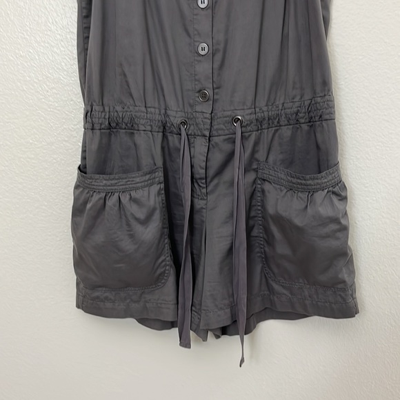 New York and Company Woman’s Jumpsuit Shorts Romper Medium - Picture 3 of 14